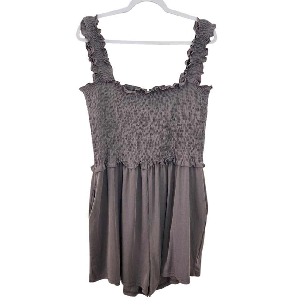 Deepself Gray Smocked Bodice Romper Ruffle Strap‎ Sleeveless Shorts Jumpsuit XL